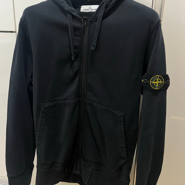 23ss 스톤아일랜드 후드집업 M (새상품급)