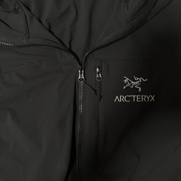 아크테릭스 스쿼미시 후디 블랙