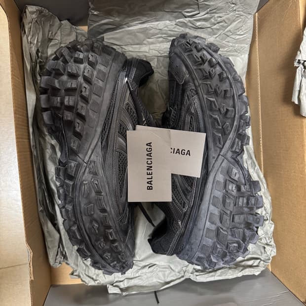 발엔시아가 디펜더 41