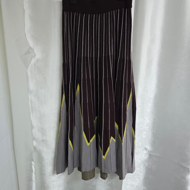 시스템 배색 패턴 플리츠 니트 스커트 (1883)