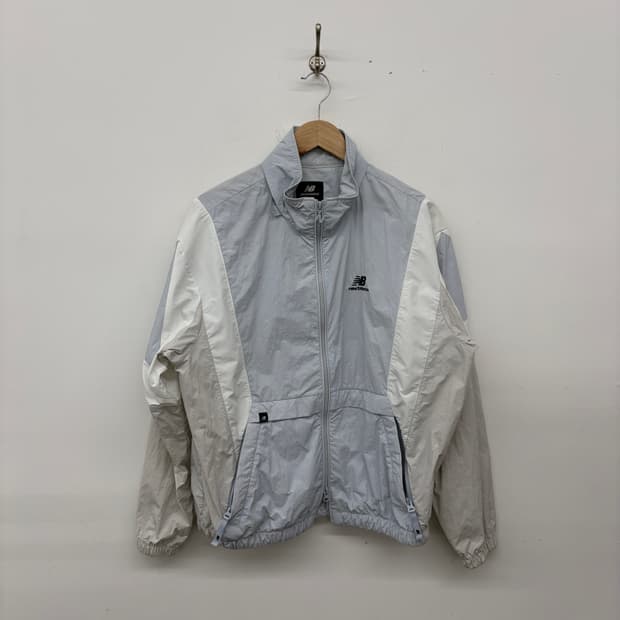 뉴발란스 바람막이 자켓 화이트/그레이 공용L