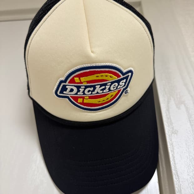 디키즈 매쉬 캡