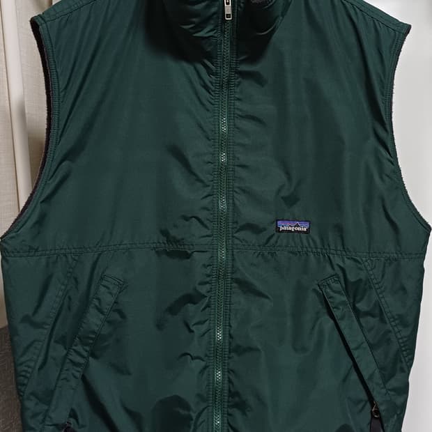 🐑 [M] 파타고니아 쉘드 신칠라 베스트 - 헌터 그린