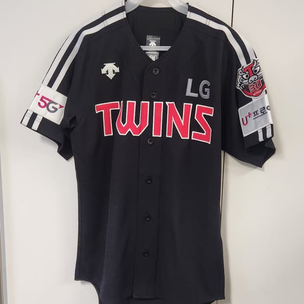 데상트 LG트윈스 야구 유니폼 90