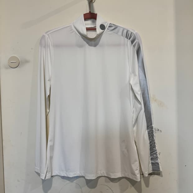 마크앤로나 롱 슬리브 