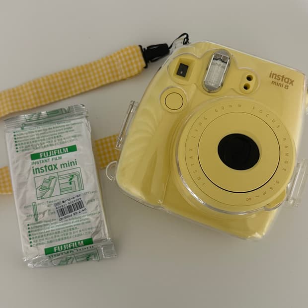 인스탁스 미니8 옐로우