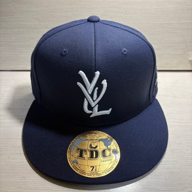 YVL BIG LOGO WHITE ON NAVY