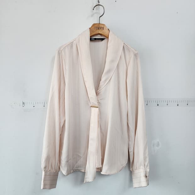 자라 스트라이프 리본 블라우스