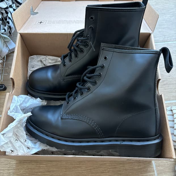 닥터마틴 1460모노 285mm, 9 1/2UK, 44