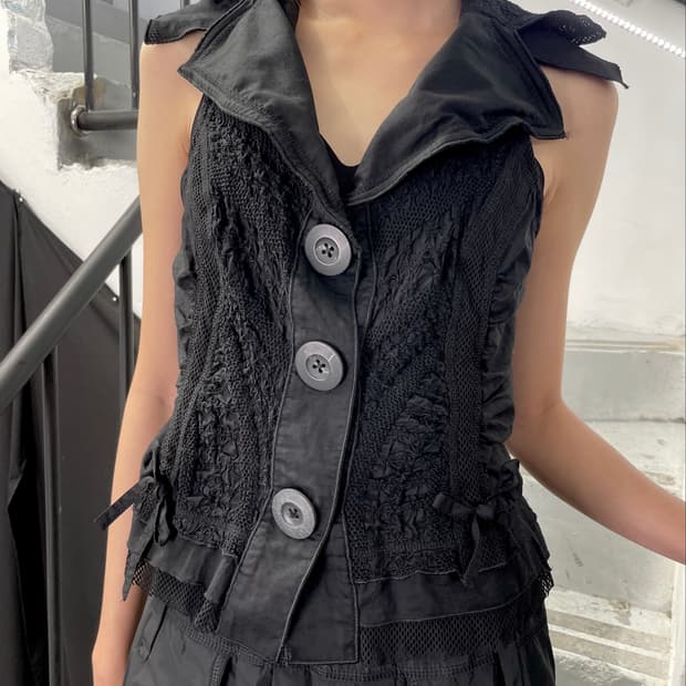 Eiko Kondo Lace Sleeveless