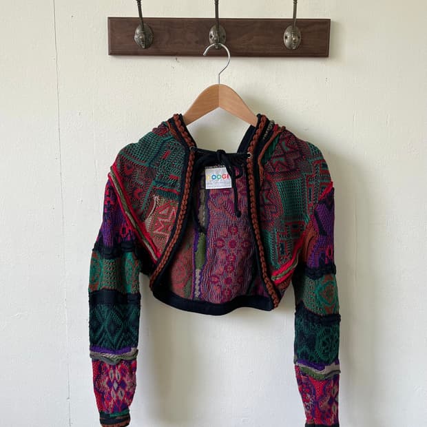 COOGI 케이블 후드 볼레로