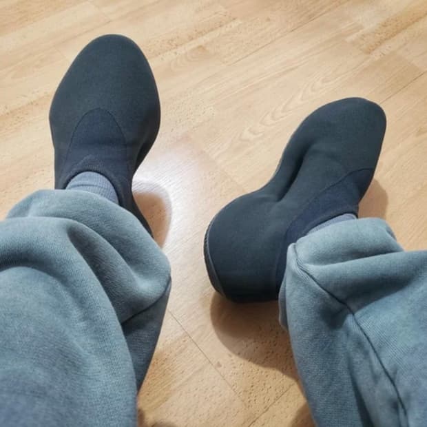 [285]아디다스 이지 니트 러너 페이드 오닉스