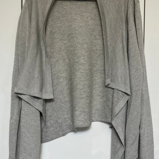 에스까다 캐시가디건