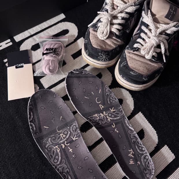 나이키 트래비스 스캇 SB 덩크 로우