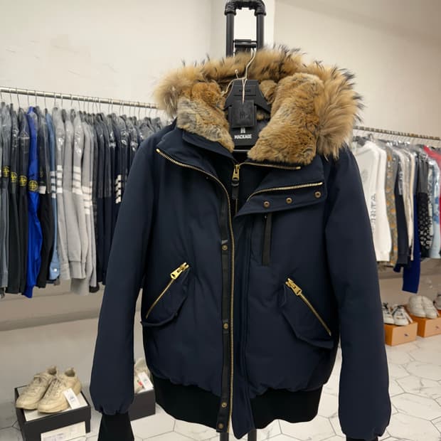 [40] 맥케이지 딕슨 금장 패딩