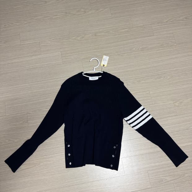 톰브라운 사선니트