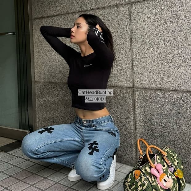 프로젝트 웨이브 크로스 레더 패치 데님 팬츠