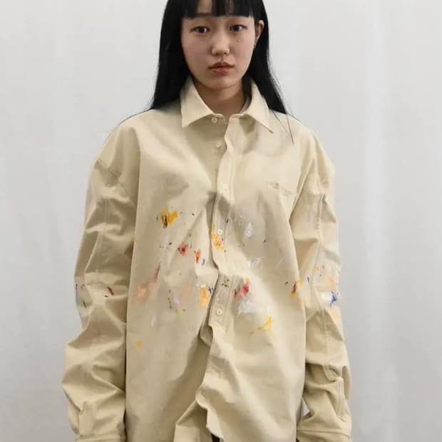 더뮤지엄비지터 와이어 셔츠 베이지