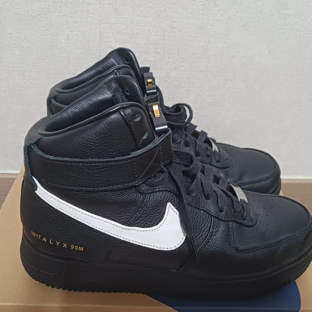 알릭스 에어포스 하이