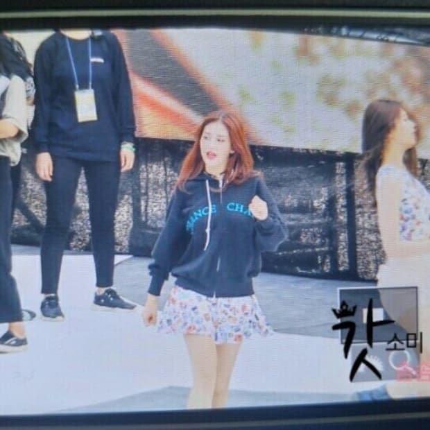 챈스챈스 후드집업