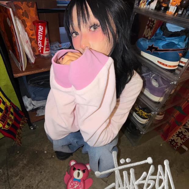 Stussy Pink & Purple Logo Sweatshirts 