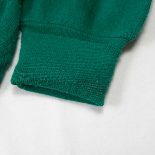 80s IZOD 라코스테 아크릴 V넥 니트 딥 그린