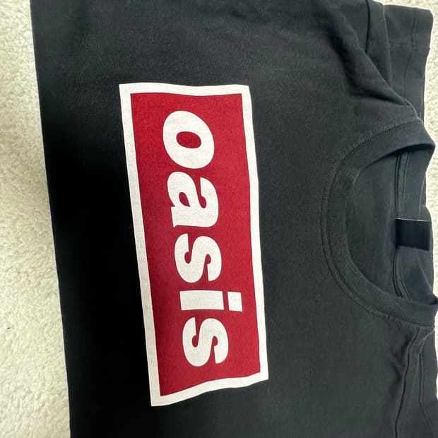 리바이스 오아시스 반팔 s