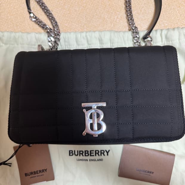 버버리 롤라백 블랙 은장