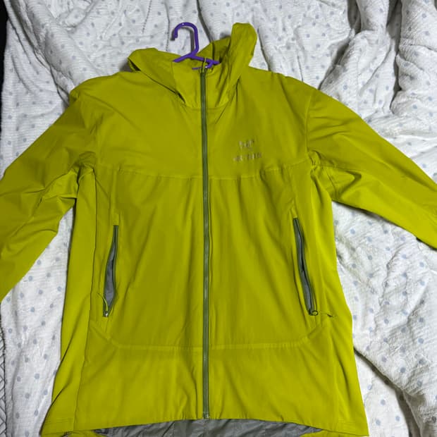 아크테릭스 아톰 SL 후디 스프린트