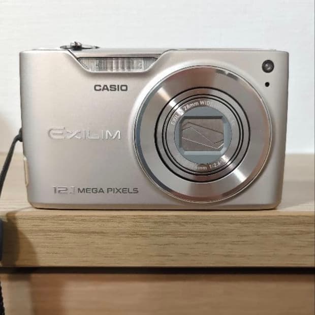 카시오 EXILIM EX-Z450 실버 디카