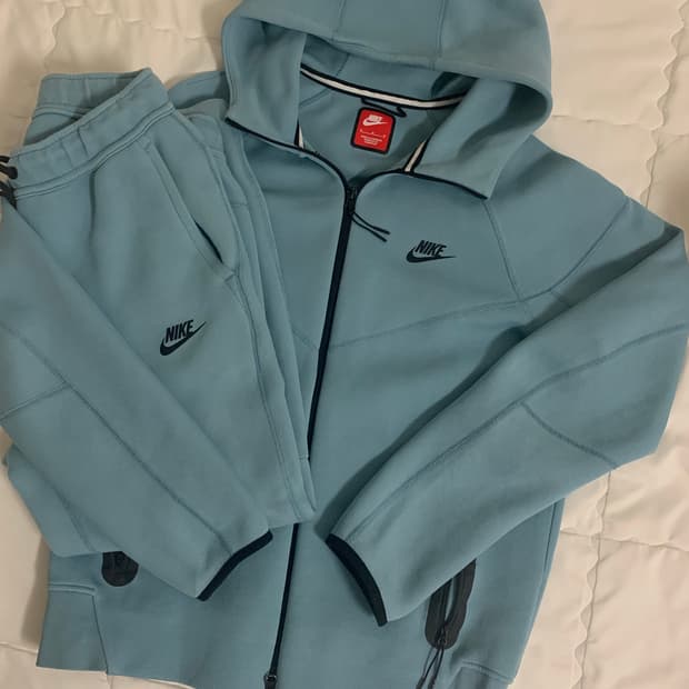 테크팩 민트 희귀 셋업