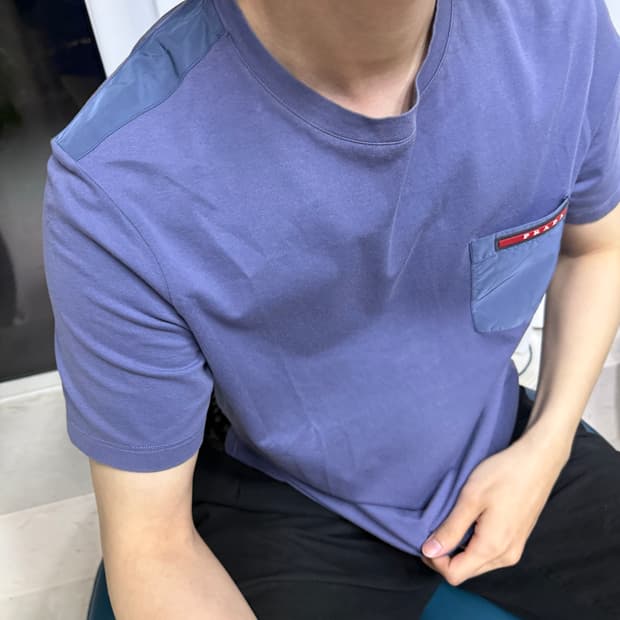 프라다 스포츠 리네아 로사 포켓 티셔츠