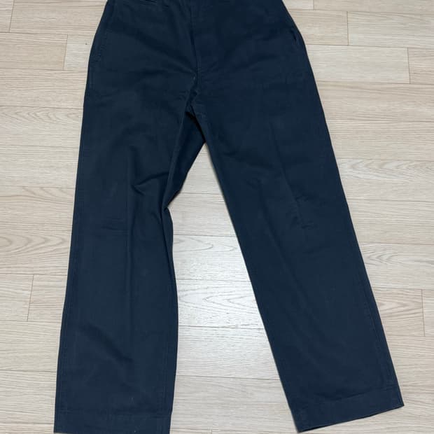 브라운야드 에센셜 치노 팬츠 네이비