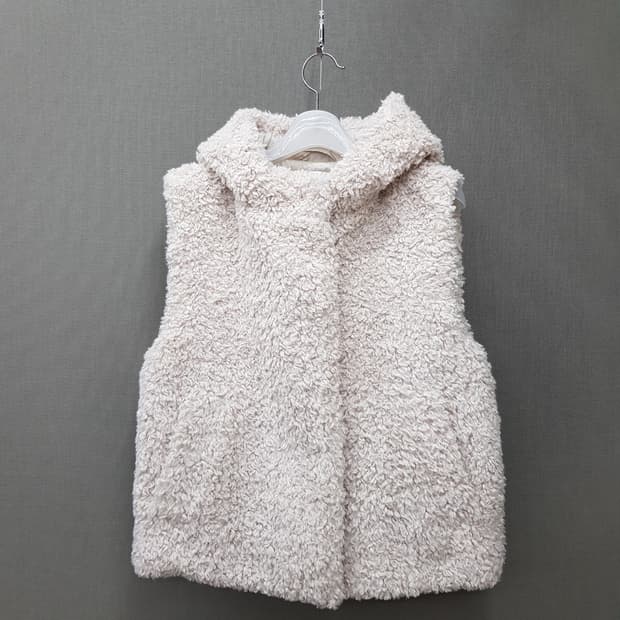 코스 COS 에코퍼 후드 베스트 36사이즈