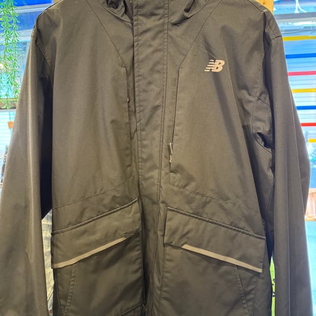 뉴발란스 블랙 마운틴 자켓