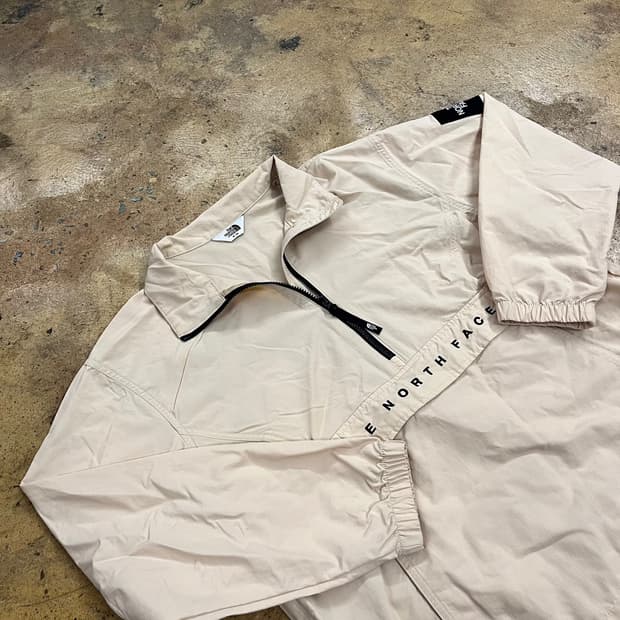 노스페이스 베이지 반집업 