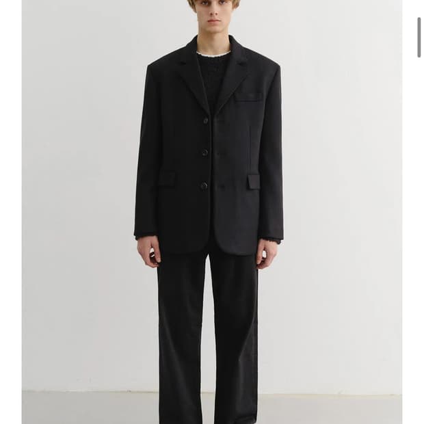 던스트 3버튼 캐시미어 자켓