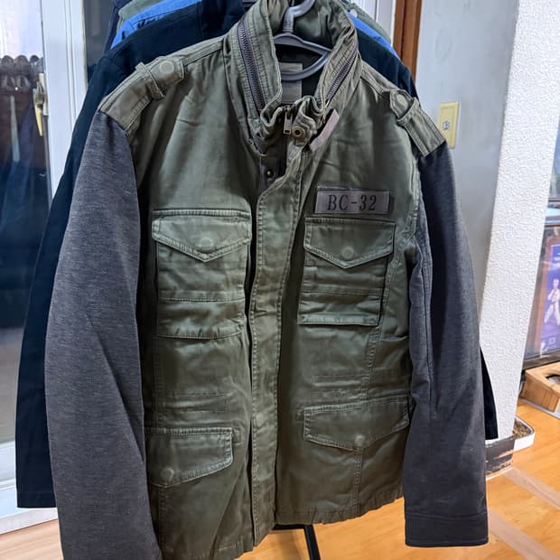 비욘드클로젯 100사이즈 자켓