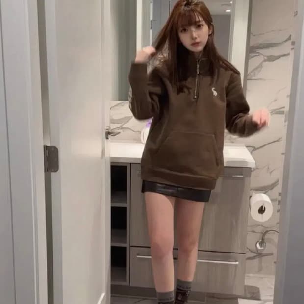 [새상품급/유일매물] 크롬하츠 vic 자수 브라운 하프집업 S