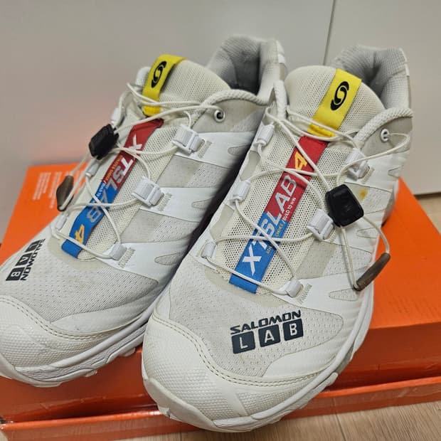 살로몬 XT-4 화이트 루나 록 255