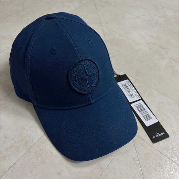 [새상품]스톤아일랜드 자수 로고 볼캡 블루네이비