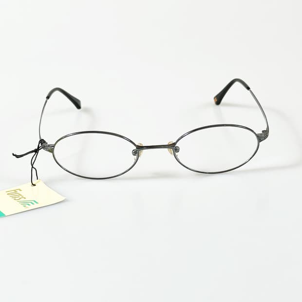 90s FUTIS 건메탈 슬림 오벌 프레임 빈티지 안경