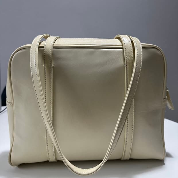 오어 보이백 ore boyy 바닐라크림 숄더