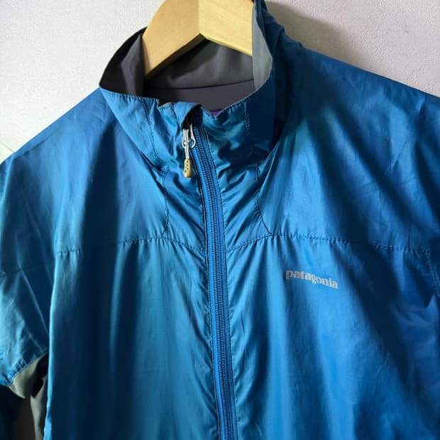파타고니아 여성 로고 바람막이 점퍼 XS (55-슬림 66)