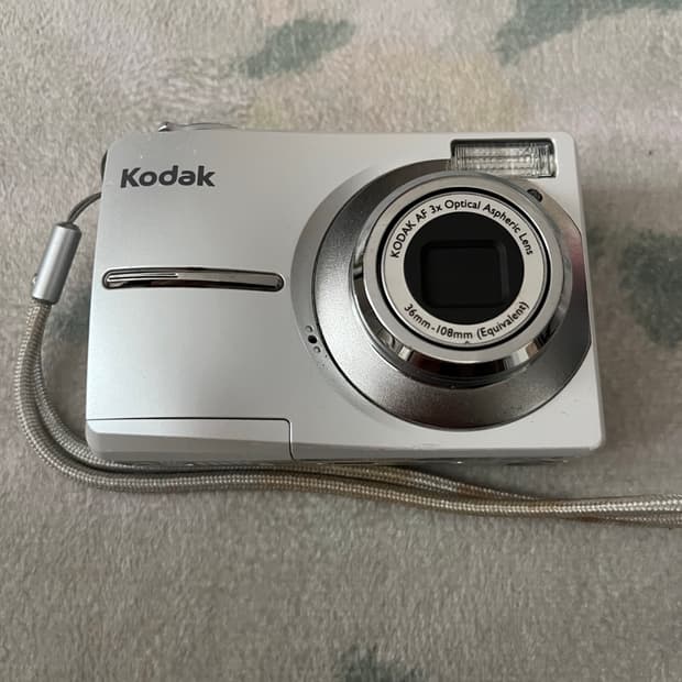 코닥 c613 펄화이트 카리나 카메라 빈티지 카메라 디카