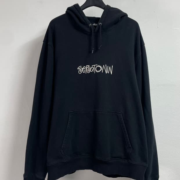 스투시 세로토닌 로고 후드티(on.328)  