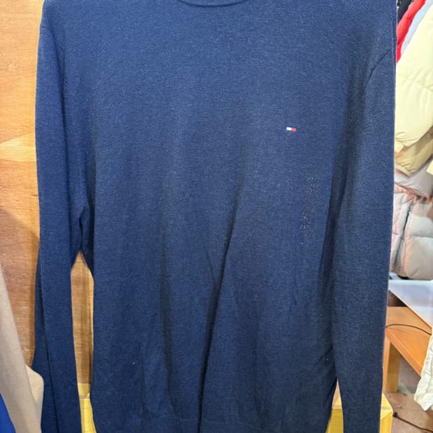 타미힐피거 블랙 니트