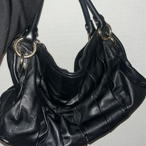 Y2k🖤발리 블랙 이태리 가죽 숄더백