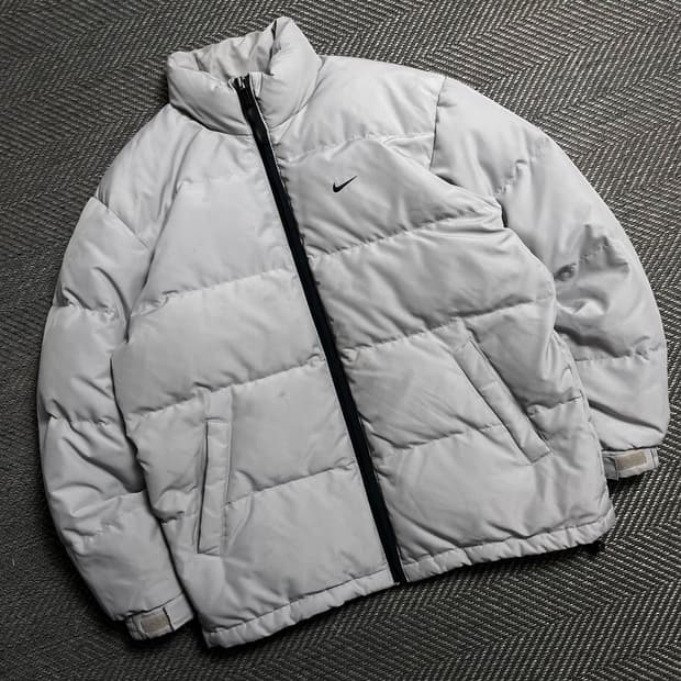 00s 나이키 올드스쿨 스우시 뉴챔프 다운 점퍼 그레이y 6020