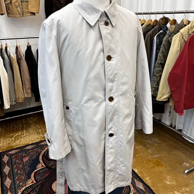 지방시 벨티드 맥코트